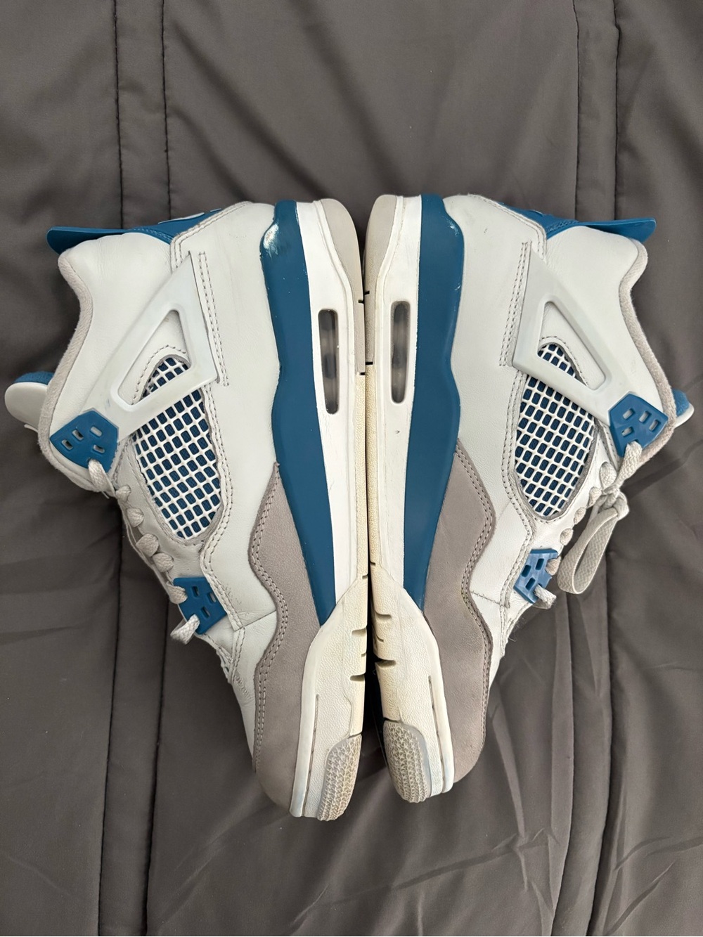 Jordan military 4’s size 6.5 youth - Picture 2 of 7